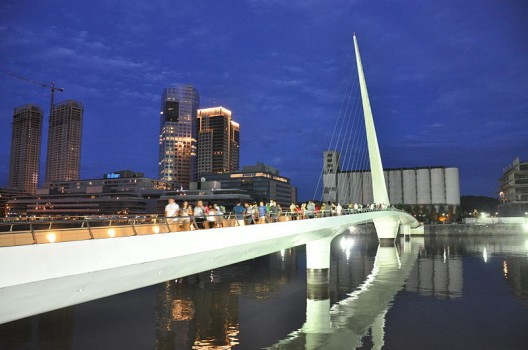 How Santiago Calatrava blurred the lines between architecture and engineering to make buildings move