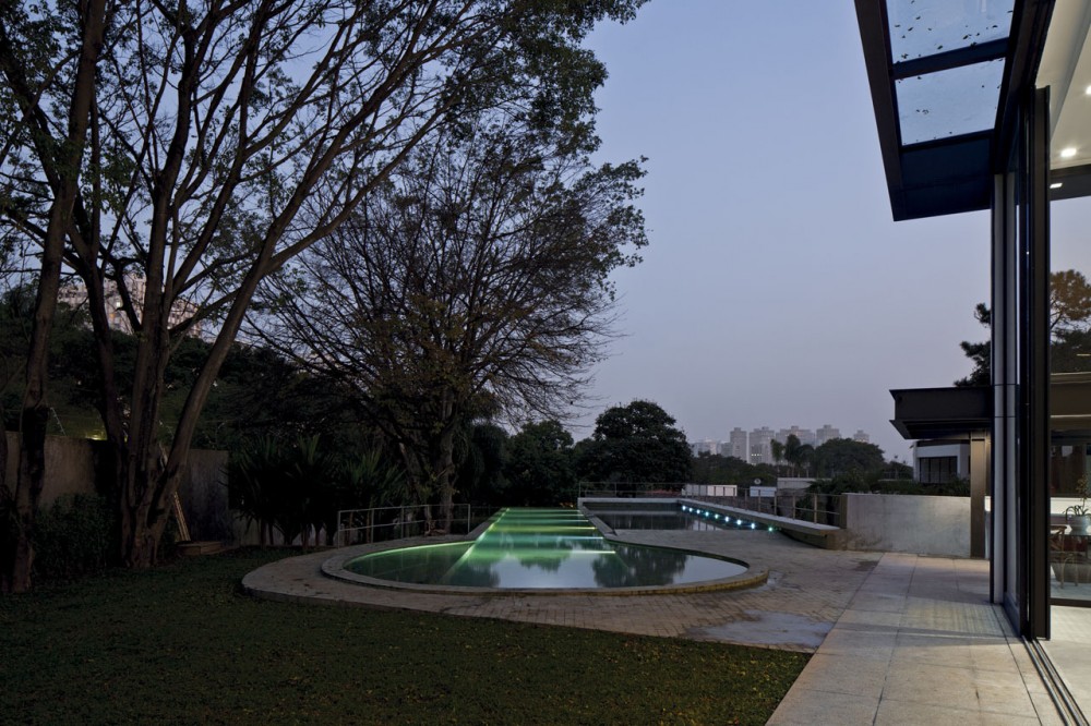 AM House / Drucker Arquitetura