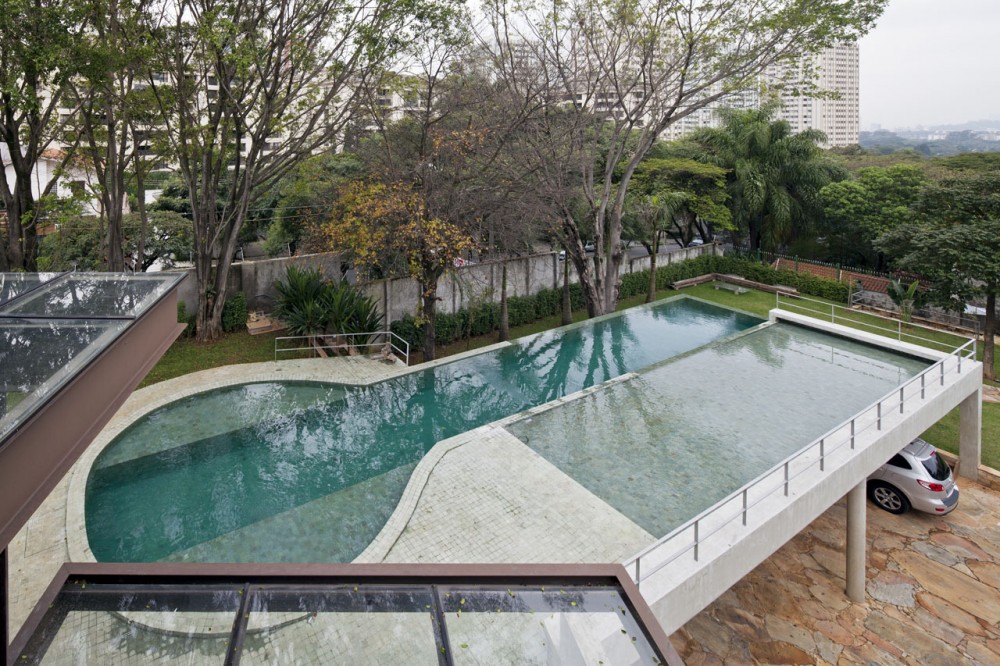AM House / Drucker Arquitetura