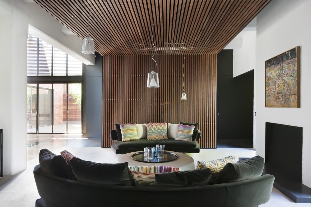 Golden Crust Bakery / Jackson Clements Burrows Architects