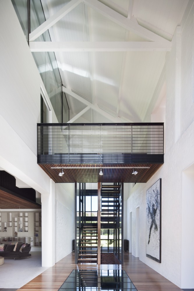 Golden Crust Bakery / Jackson Clements Burrows Architects