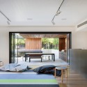 Golden Crust Bakery / Jackson Clements Burrows Architects Golden Crust Bakery / Jackson Clements Burrows Architects © Shannon McGrath