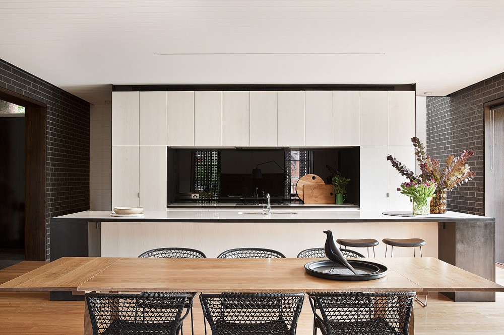 Twin Peaks House / Jackson Clements Burrows Architects