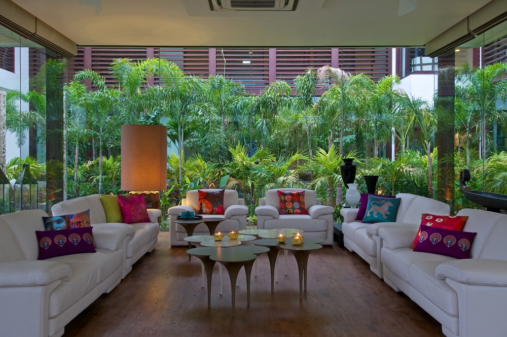 The Frill House / Hiren Patel Architects