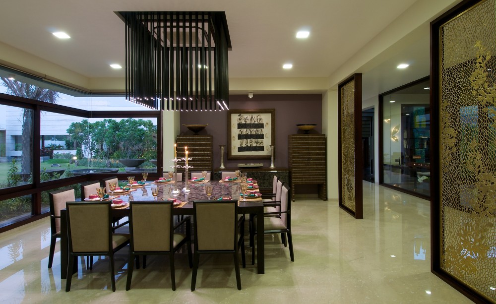 The Frill House / Hiren Patel Architects
