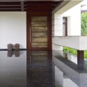 The Frill House / Hiren Patel Architects The Frill House / Hiren Patel Architects © Sebastian Zachariah