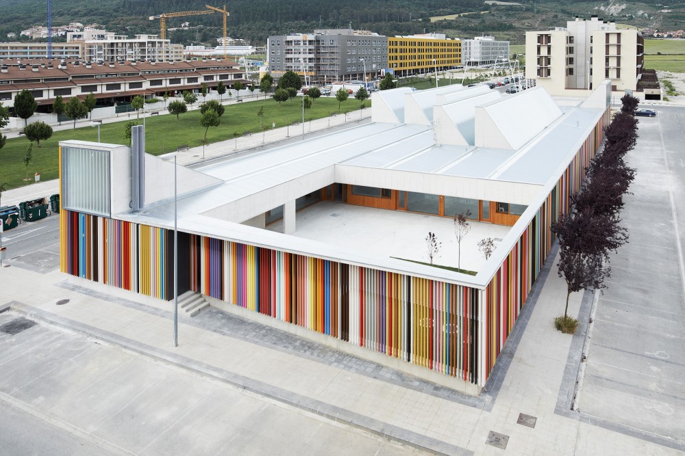 Nursery School in Berriozar / Javier Larraz + Iñigo Beguiristain + Iñaki Bergera