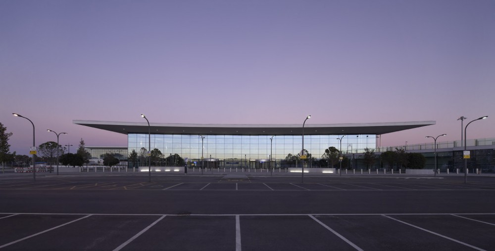Gibraltar Airport / bblur architecture + 3DReid