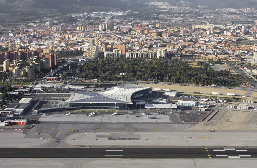 Gibraltar Airport / bblur architecture + 3DReid