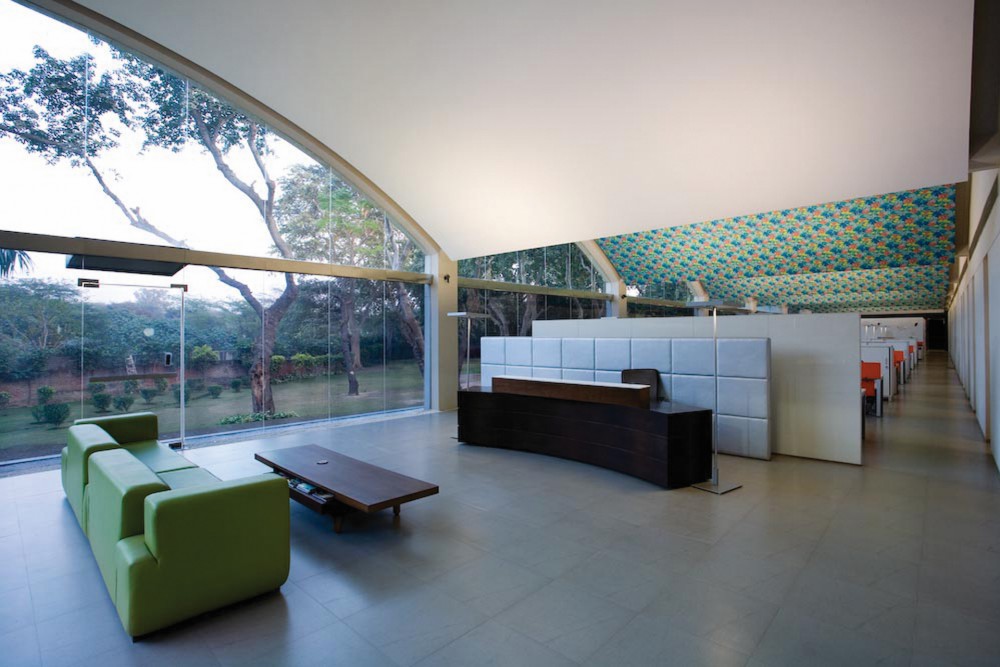 Office for Crayons / IAAD