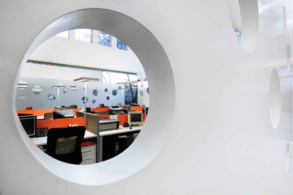 Office for Crayons / IAAD