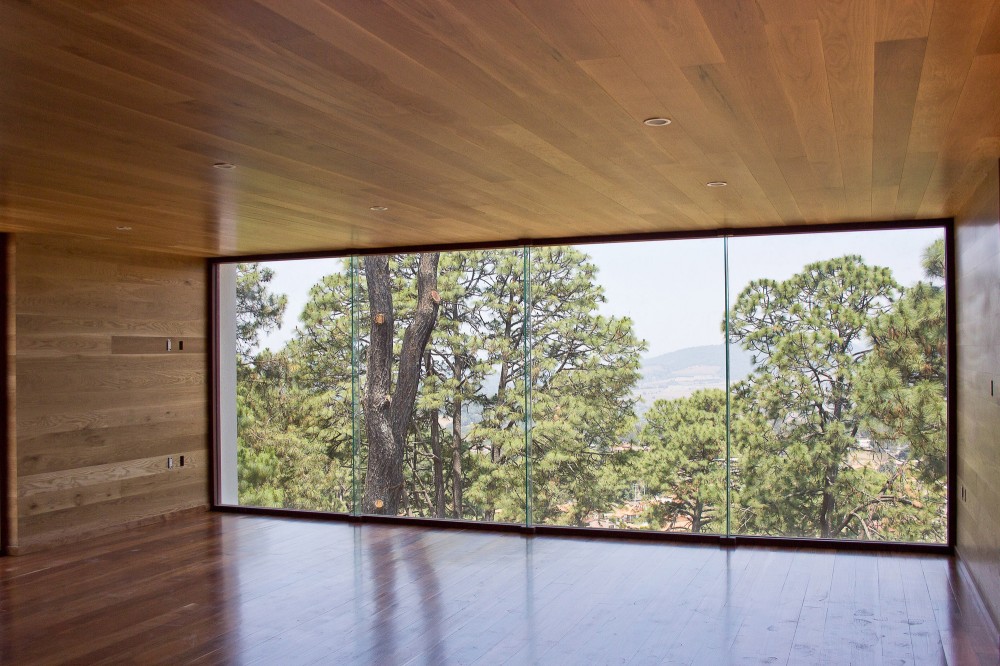 The Forest House / Espacio EMA