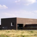Hospital Tierra De Barros / EACSN + Junquera Arquitectos Hospital Tierra De Barros / EACSN + Junquera Arquitectos © Jesús Granada