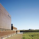 Hospital Tierra De Barros / EACSN + Junquera Arquitectos Hospital Tierra De Barros / EACSN + Junquera Arquitectos © Jesús Granada