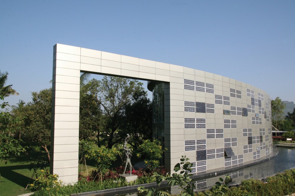 Samundra Institute of Maritime Studies / Christopher Charles Benninger Architects