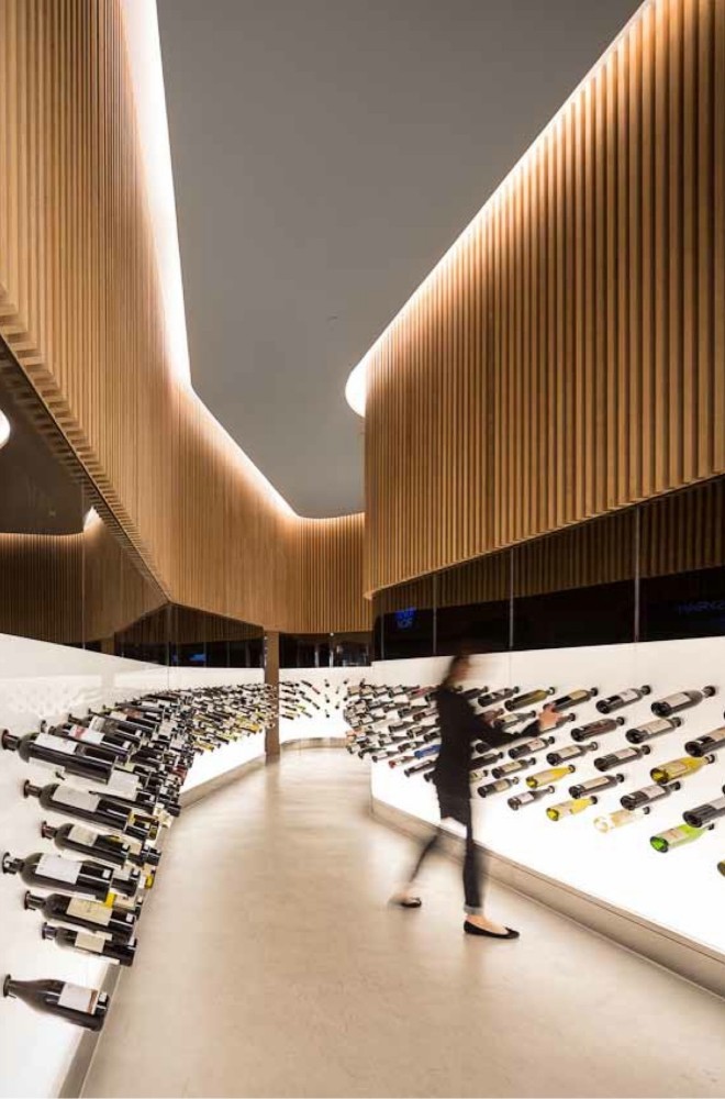 Mistral Wine Store / Studio Arthur Casas