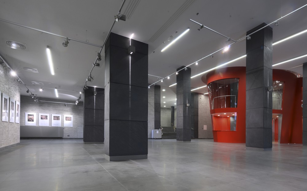 Grand Hall Complex at The ZAMEK / Toya Design