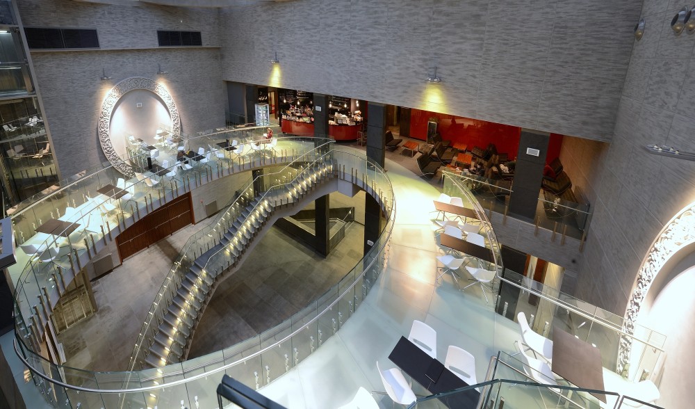 Grand Hall Complex at The ZAMEK / Toya Design