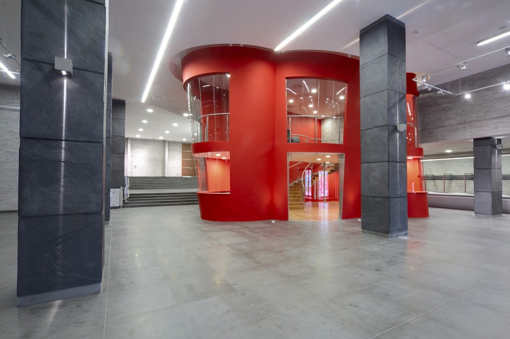 Grand Hall Complex at The ZAMEK / Toya Design
