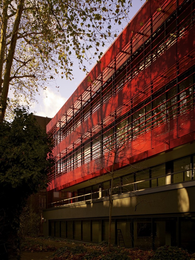 Kurt Geiger Headquarters Building / Archer Architects
