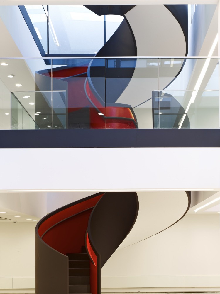 Kurt Geiger Headquarters Building / Archer Architects