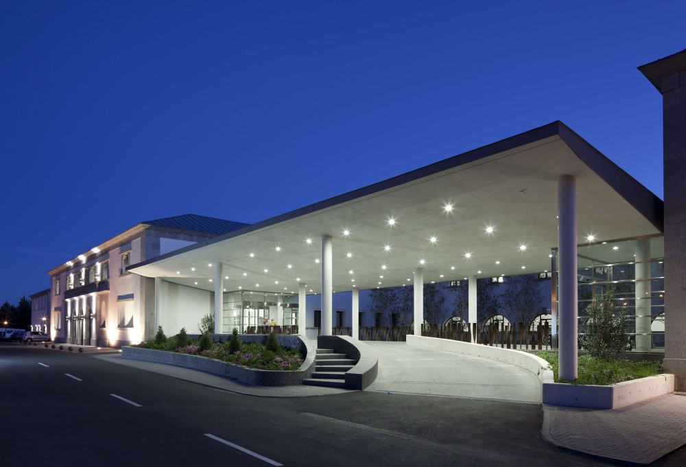 Avila Hospital / EACSN