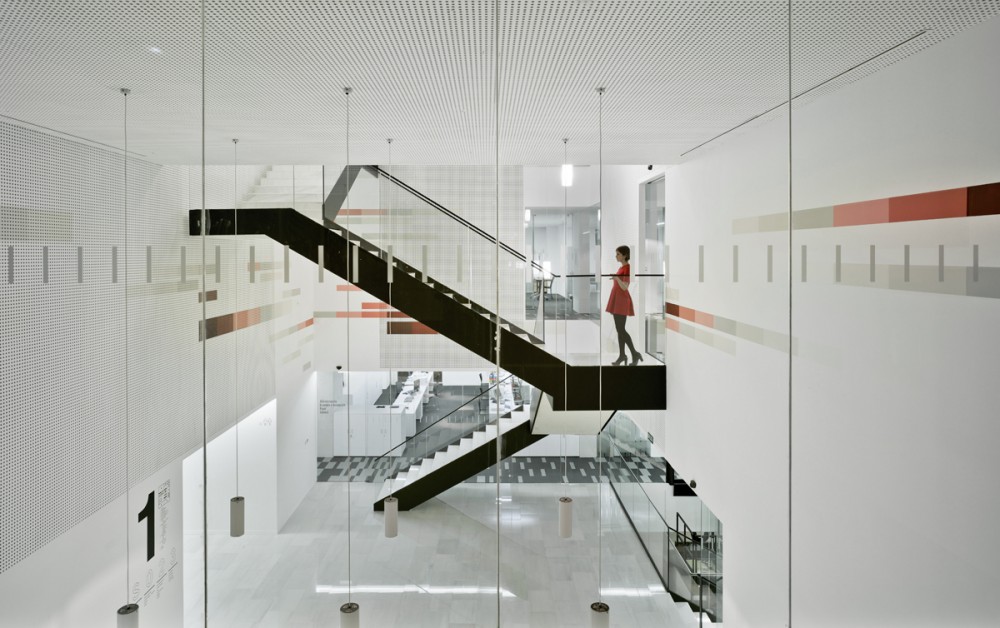 Central Office of FEDA Confederation of Employers of Albacete / Cor & Asociados