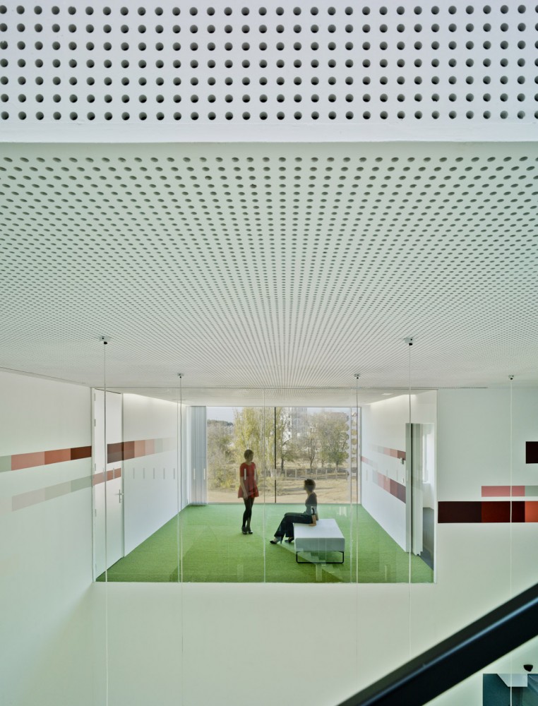 Central Office of FEDA Confederation of Employers of Albacete / Cor & Asociados