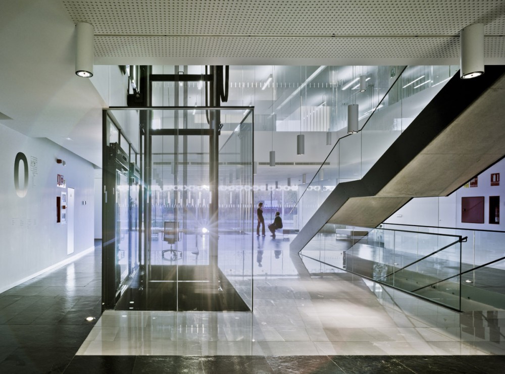 Central Office of FEDA Confederation of Employers of Albacete / Cor & Asociados