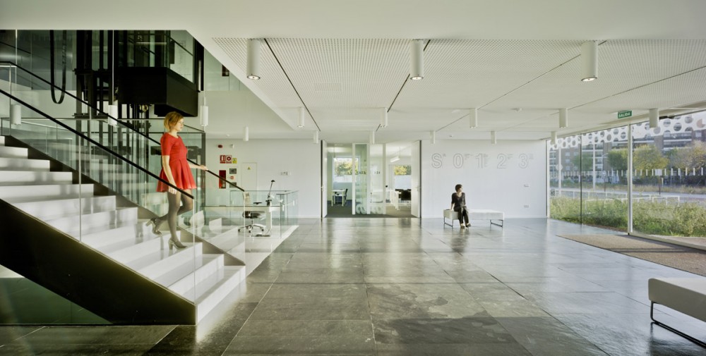 Central Office of FEDA Confederation of Employers of Albacete / Cor & Asociados