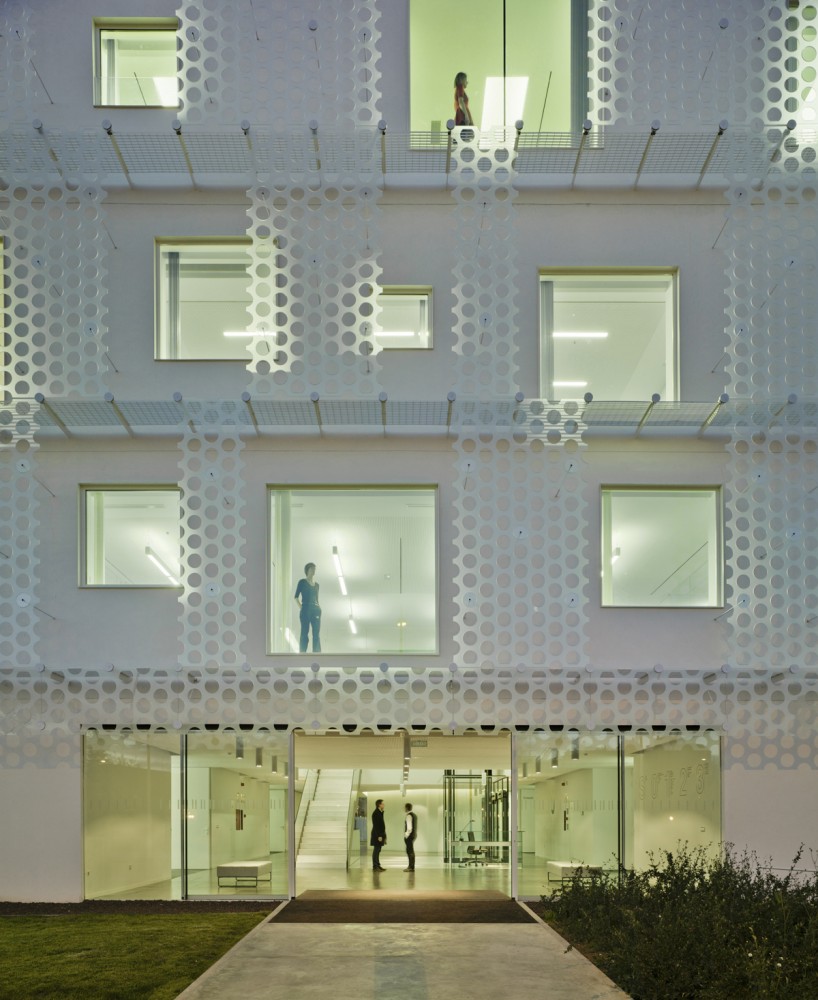 Central Office of FEDA Confederation of Employers of Albacete / Cor & Asociados