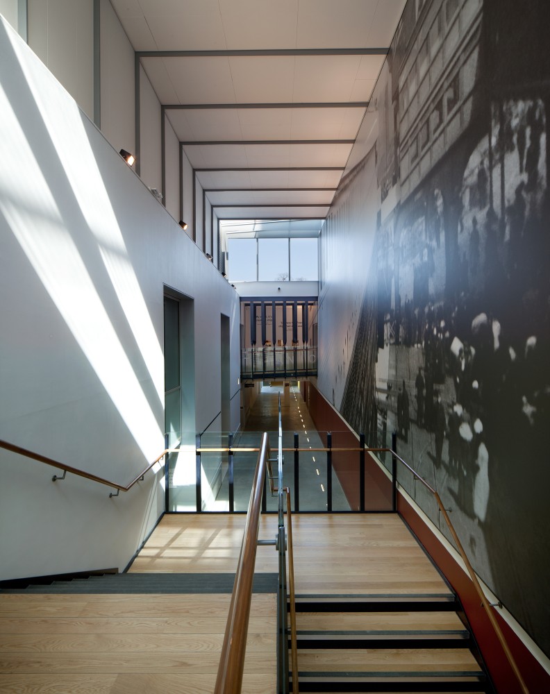 Sea City Museum / Wilkinson Eyre Architects