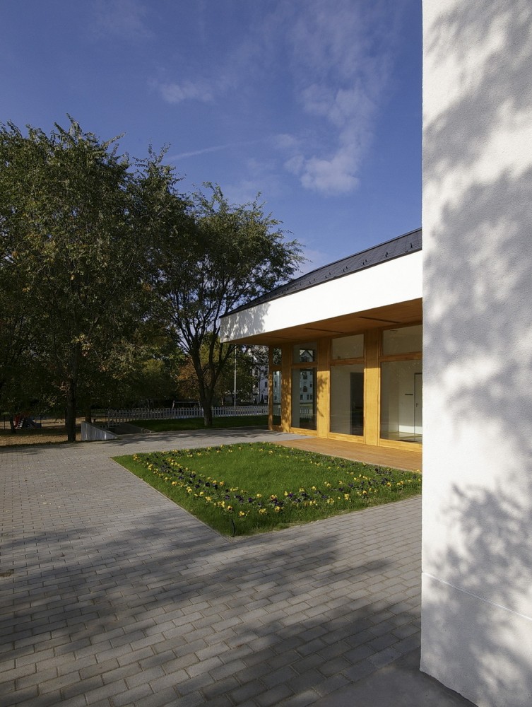 Congregation House / SAGRA Architects