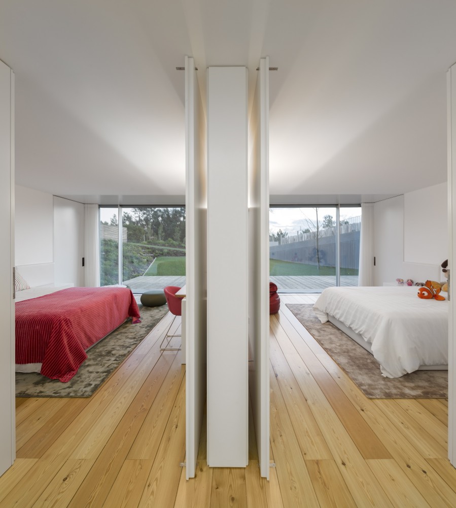 House in Travanca / Nelson Resende