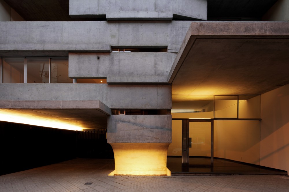 Maipu Building / Nicolás Campodonico