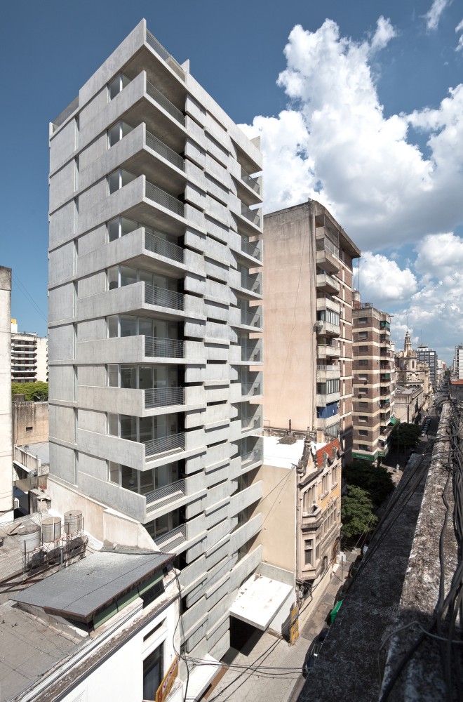 Maipu Building / Nicolás Campodonico