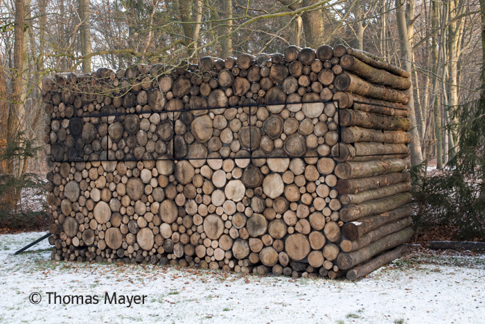 Tree-Trunk Garden House / Piet Hein Eek