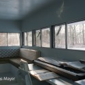 Tree-Trunk Garden House / Piet Hein Eek © Thomas Mayer