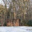 Tree-Trunk Garden House / Piet Hein Eek © Thomas Mayer