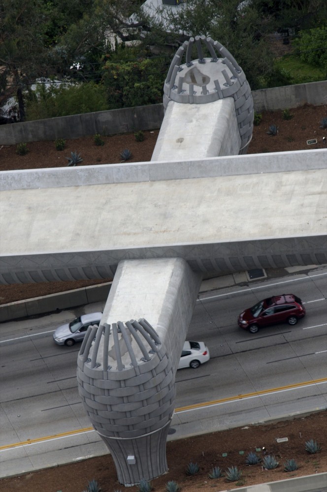 The Gold Line Bridge / Rivka Night + Andrew Leicester
