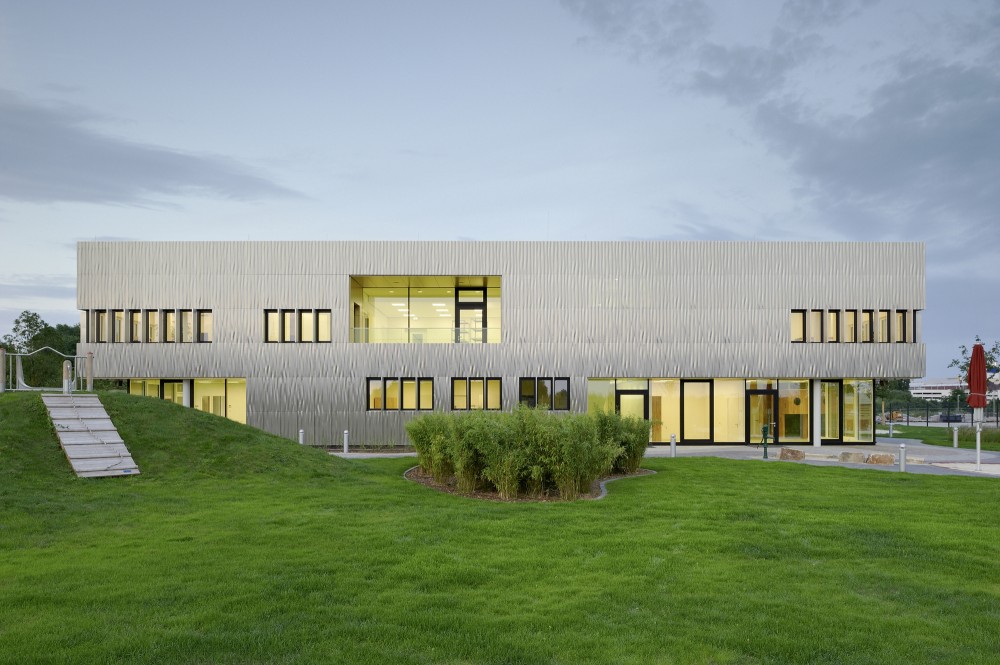 Day Care ThyssenKrupp Quarter Essen / JSWD Architekten + Chaix & Morel et Associés