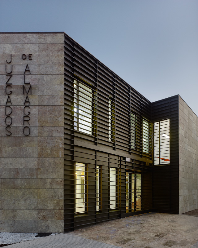 Almagro´s Courthouse / Estudio MMASA