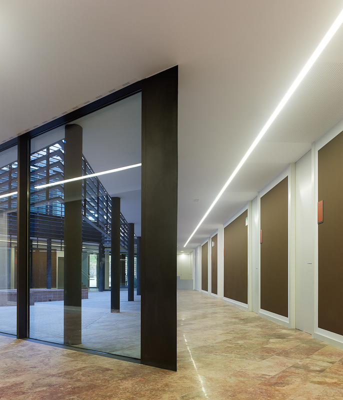 Almagro´s Courthouse / Estudio MMASA
