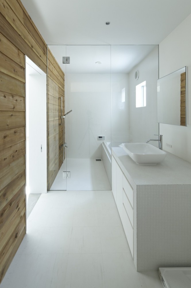House in Shimoda-Chou / EANA