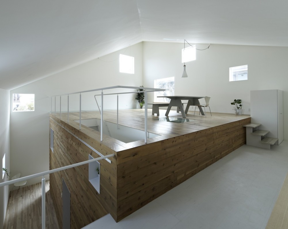 House in Shimoda-Chou / EANA