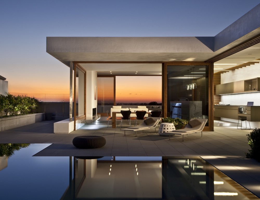 CORMAC Residence / Laidlaw Schultz Architects