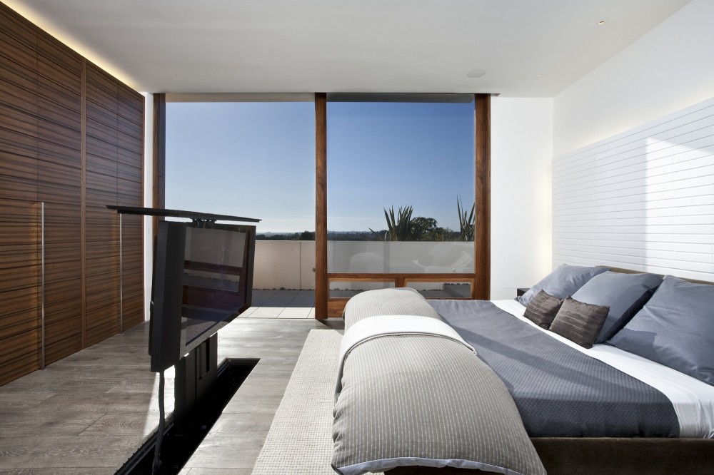 CORMAC Residence / Laidlaw Schultz Architects