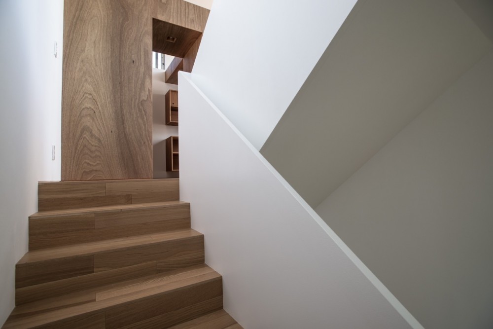 House that Opens up to its Inside / Florian Busch Architects