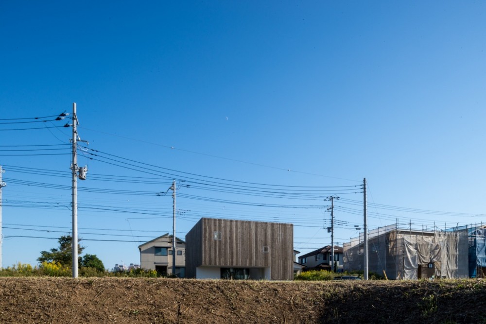 House that Opens up to its Inside / Florian Busch Architects