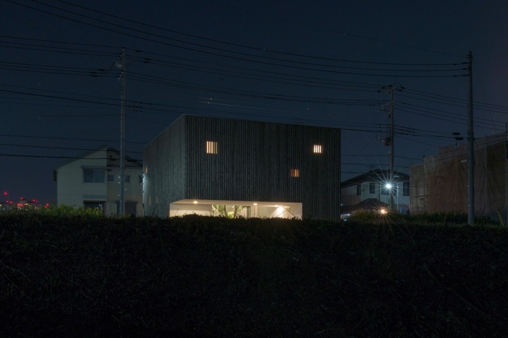 House that Opens up to its Inside / Florian Busch Architects